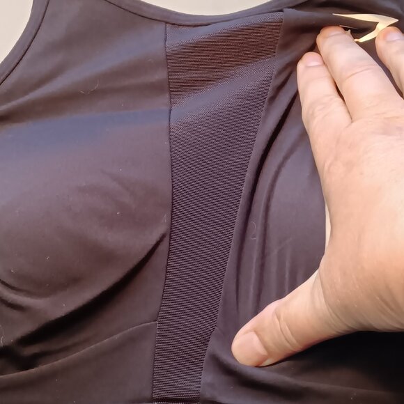 Gymshark women's black padded cup sports athletic bra sz Medium - Picture 3 of 12